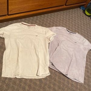 2 Hollister 100% Cotton T-shirts Size Small